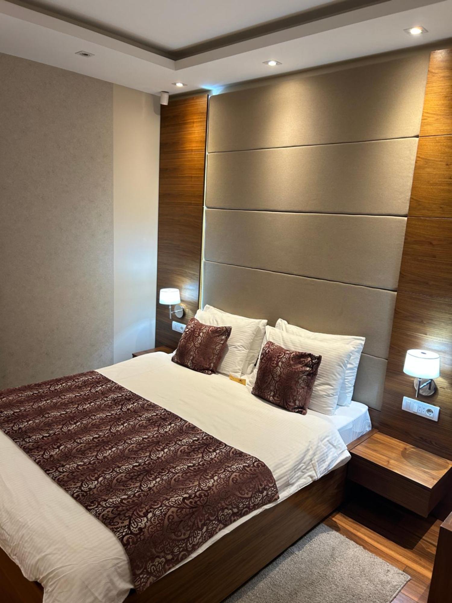 NV Luxury Suites&Spa Belgrade Extérieur photo