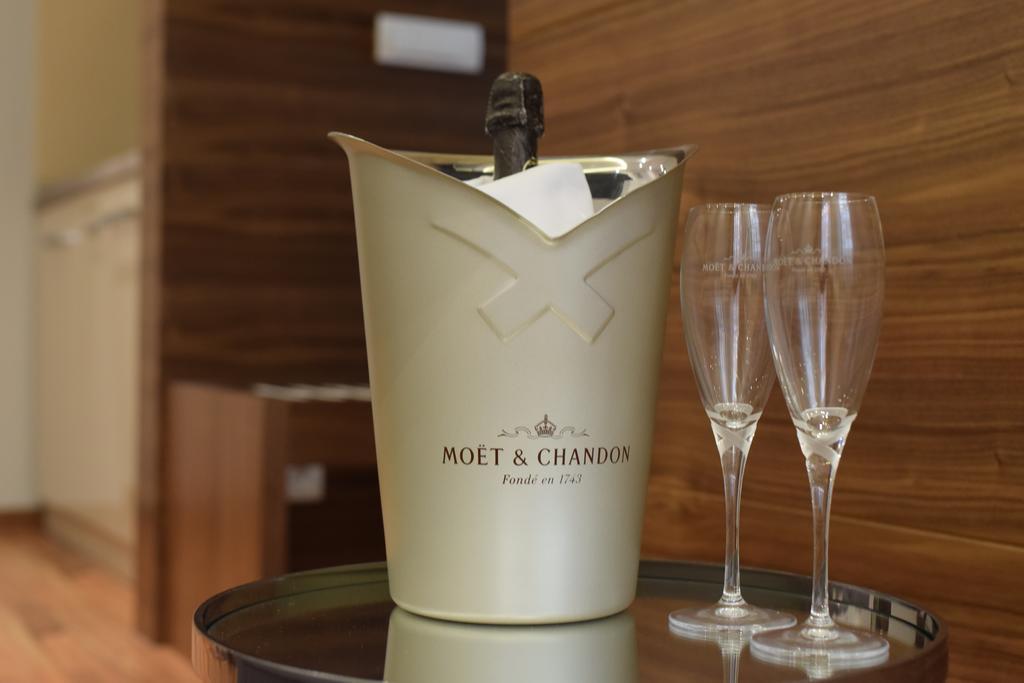 NV Luxury Suites&Spa Belgrade Extérieur photo